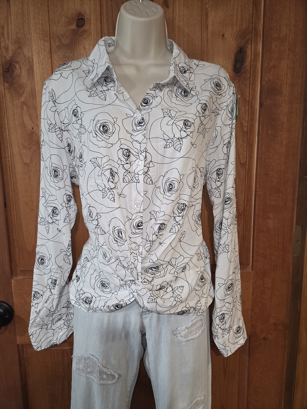 Milk & Honey Crisp White Button-Down Rose Print Shirt Monochrome
